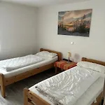 Appartement Fuer Vier Personen Helmstadt